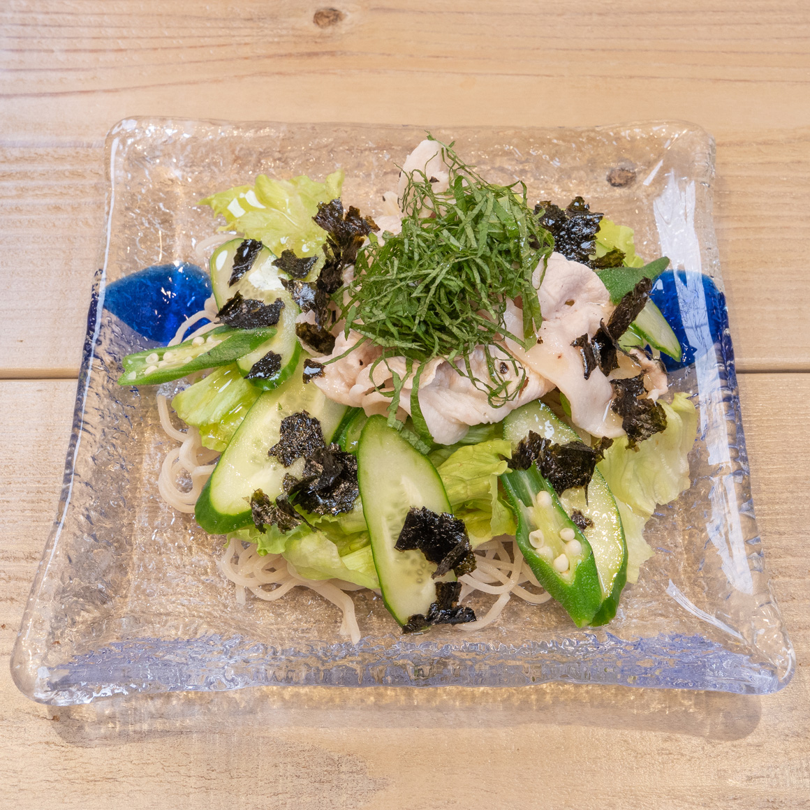 そばサラダ　料理画像